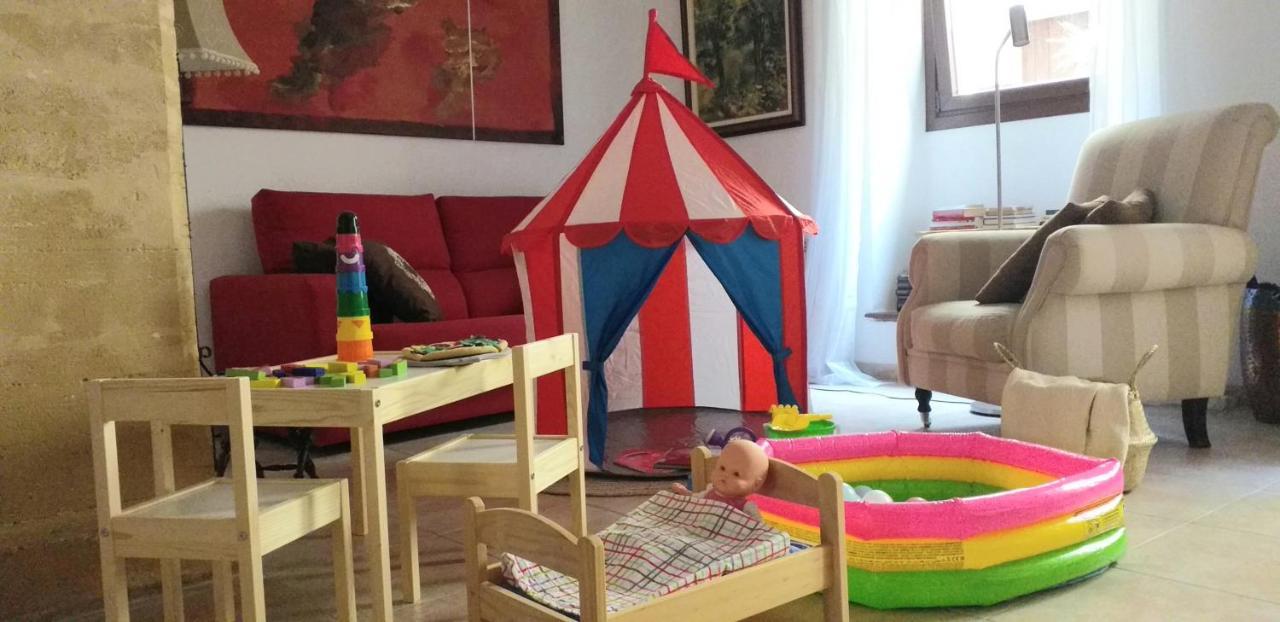 Casa Del Artista-can Roca Ferienhaus *